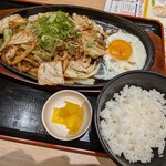 資さんうどん - 料理写真: