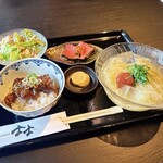 炭火焼肉割烹 士士 - 