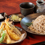 蕎麦割烹　黒帯 - 料理写真:天せいろ