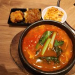 ユッケ 焼肉 生サムギョプサル 手打ち冷麺 ハヌリ - 