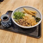 うどんウエスト - 料理写真: