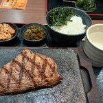感動の肉と米 - 料理写真: