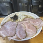 背脂煮干中華そば 和市 - 