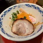 九州らーめん亀王 - 料理写真: