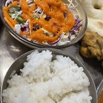 ナーナック - キッチンタリ(1,397円)のサラダとご飯