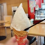 津軽ジェラート - 料理写真:「りんごジェラート」350円