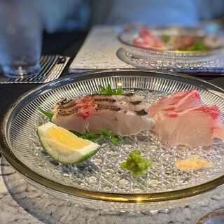日本料理 TOBIUME