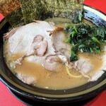 家系ラーメン王道乃印ふく家 - 料理写真:ラーメン並