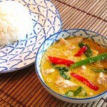 鶏肉のグリーンカレー（ライス付）