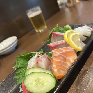 口コミ一覧 : おさかな屋オカピ - 東梅田/居酒屋 [食べログ]