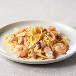 HUB - 料理写真:海老とタコのたらこクリーム風パスタ Shrimp & Octopus Pasta