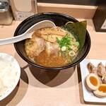 TOKYO豚骨BASE - 料理写真: