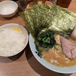 まだ洞くつ家_0