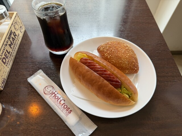 ホット クロス 南堀江店 - 西大橋/パン | 食べログ