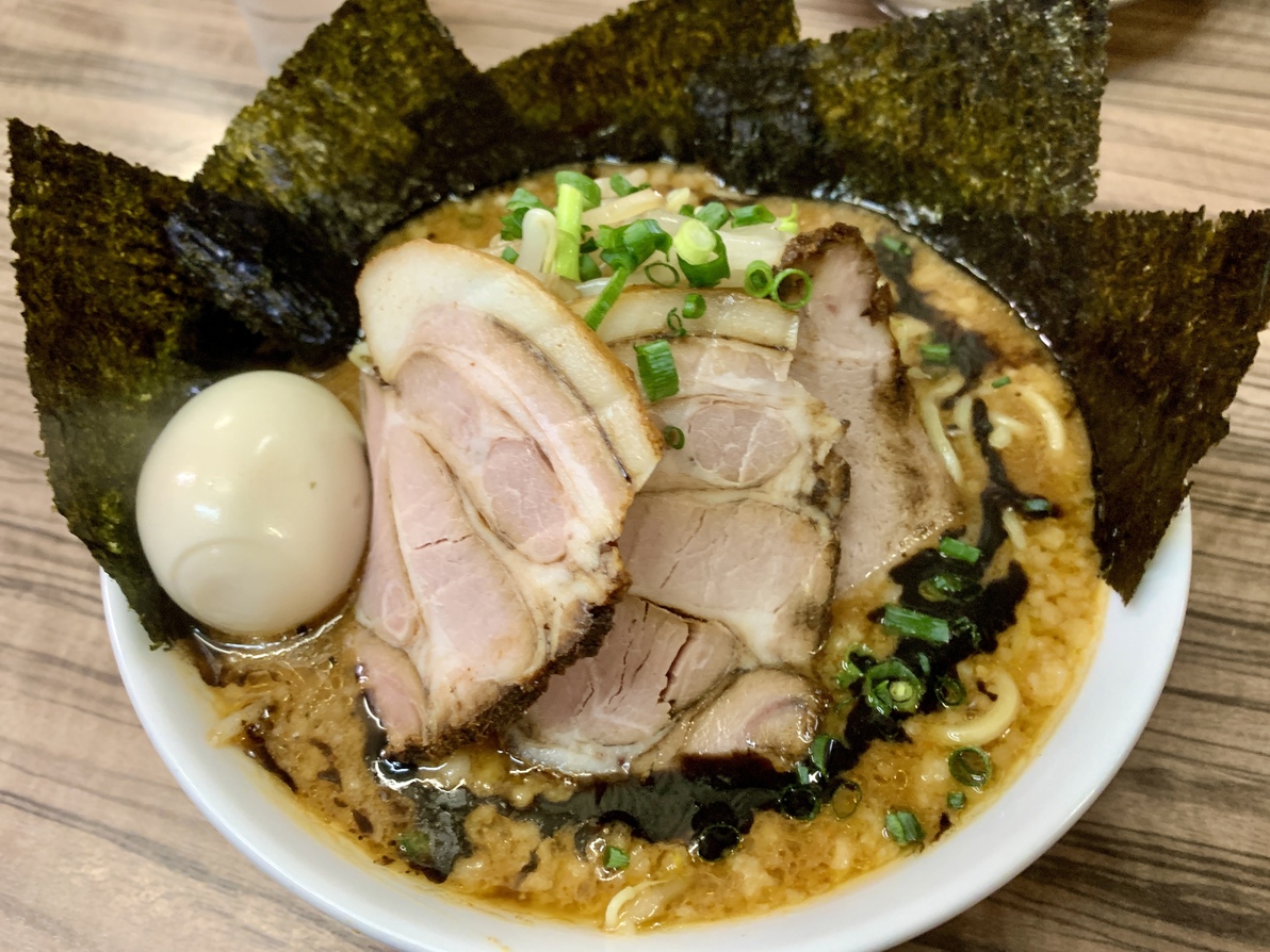 写真 2ページ目 : 味噌屋 八郎商店 新宿店 - 西武新宿/ラーメン | 食べログ