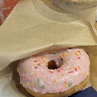 THE CITY DONUTS AND COFFEE_0