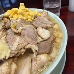 中華そば すずきや - 料理写真:背脂味噌チャーシューメン（UP）
