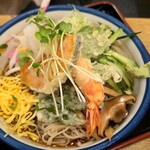 手打ちそば　泉八 - 冷やし天ぷらそば