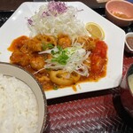 大戸屋 - 料理写真:［定食］鶏とれんこんのチリソース 白いご飯 普通