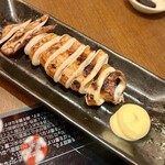 ちょい呑み酒場 忢縁 - イカの丸焼き