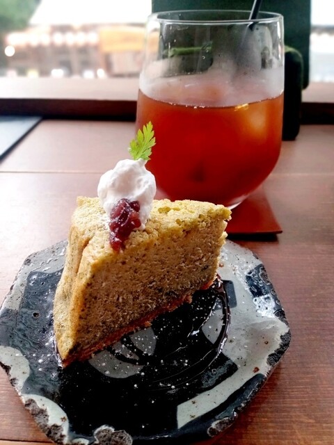 CAFE KESHiPEARL - Kobe Sannomiya/Cafe | Tabelog
