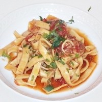 RISTORANTE REGA - ワタリガニのトマトソース・フェットチーネ