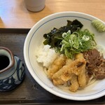 うどんウエスト - 料理写真: