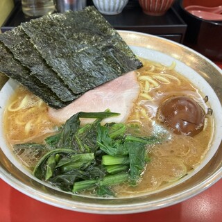 ラーメン 杉田家_0