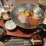 魚とごはん ますよね - 