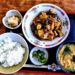 ドライブイン笠松 - 豚肉とナスとキノコ炒め(味噌味)定食