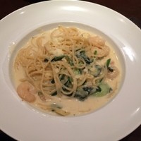 ビストロボンノ - エビとほうれん草のクリームスパ♫