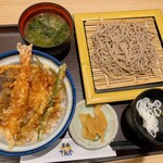 天丼てんや - 料理写真:元祖てんやの天丼(小)藪そばセット(1,080円)