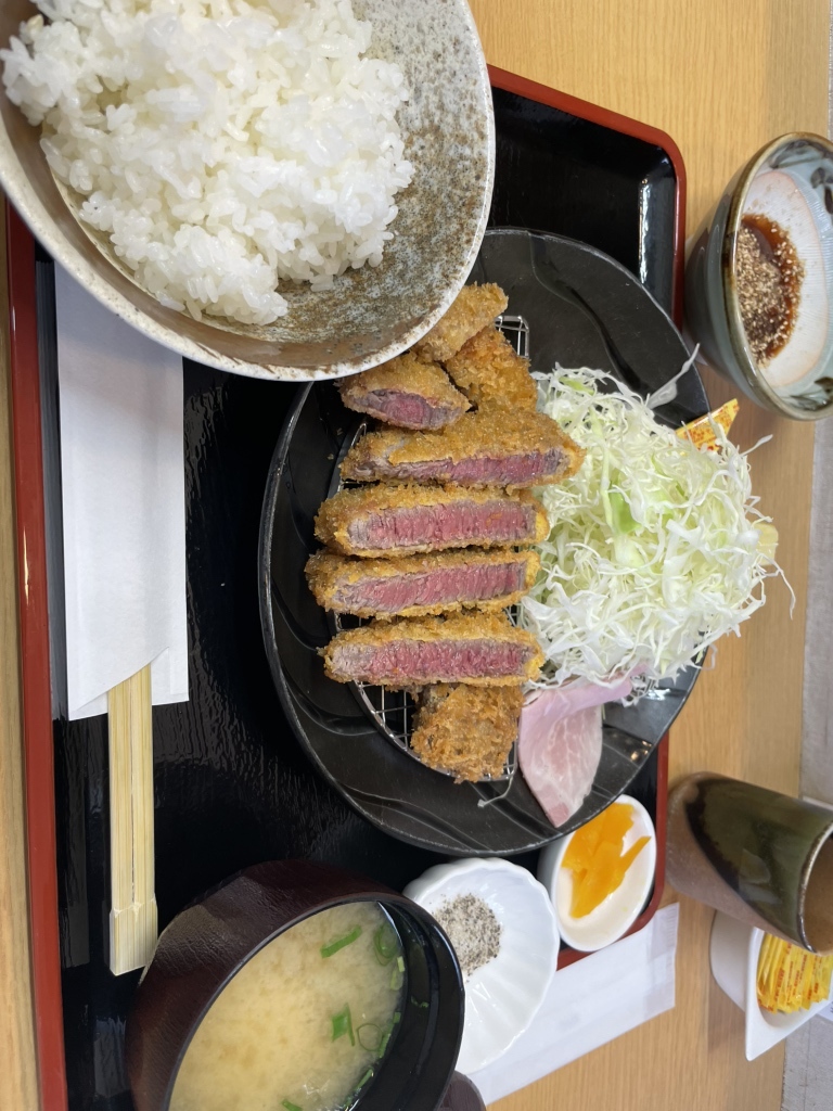 かつ 亭 いろは