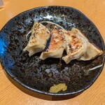 麦香 - 少し遅れて来た餃子は４個