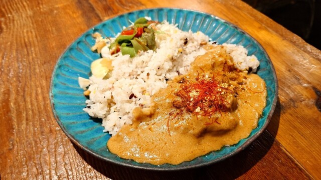 CURRY BAR CAFE 三月の水 - 神保町/カレー | 食べログ