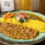 スパイシーカリーハウス半月 - 