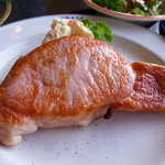 くんぺる - 純粋赤豚の厚切りロースグリル