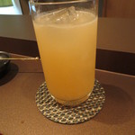 初音屋 - 妻は「鳳凰美田」を使った桃酒で。