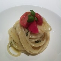 ラ・ロカンダ ザ・リッツ・カールトン京都 - フルーツトマトとバジルのパスタ