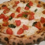 ピッツェリア ダ アンダン - 白いマルゲリータ