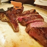 ウルフギャング・ステーキハウス 六本木 - プライム ステーキ ２名様用（取り分けられた後）