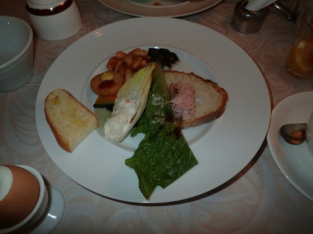 豪華寝台列車のレトロ調食堂車で味わう至福のひと時』by グラン 豪華寝台列車のレトロ調食堂車で味わう至福のひと時』by グラン