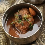 CARVAAN BAY YOKOHAMA  - 牛肉とデーツのタジン