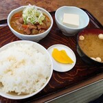 二本松バイパスドライブイン - 煮込みホルモン定食