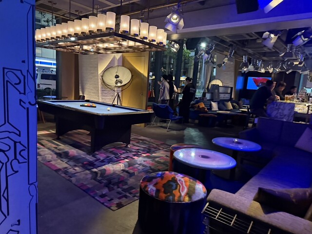 ダブル エックスワイズィ バー （W XYZ Bar） - 東銀座/バー | 食べログ
