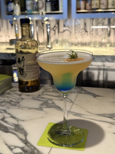 ダブル エックスワイズィ バー （W XYZ Bar） - 東銀座/バー | 食べログ