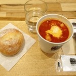 スープストックトーキョー - 豚トロのトマトストロガノフと石窯パン