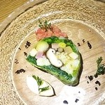 シュヴァル・ドゥ・ヒョータン - 前菜。10種野菜のテリーヌ