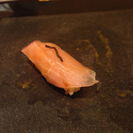 鮓 きずな - 千葉産　金目鯛　コブ締め