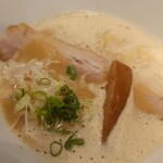 ラーメン ロケットキッチン - トリパイタン醤油♪